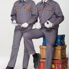劳保服装 守护工人健康的坚实防线